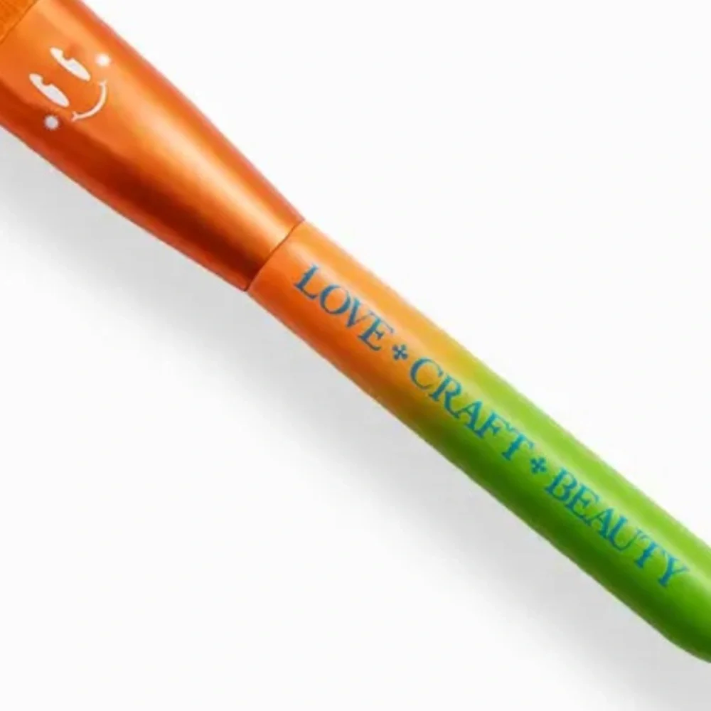 Love+Craft+ Beauty Blush Brush